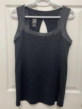 MEC Black Slim Fit Athletic Tank Top Size M